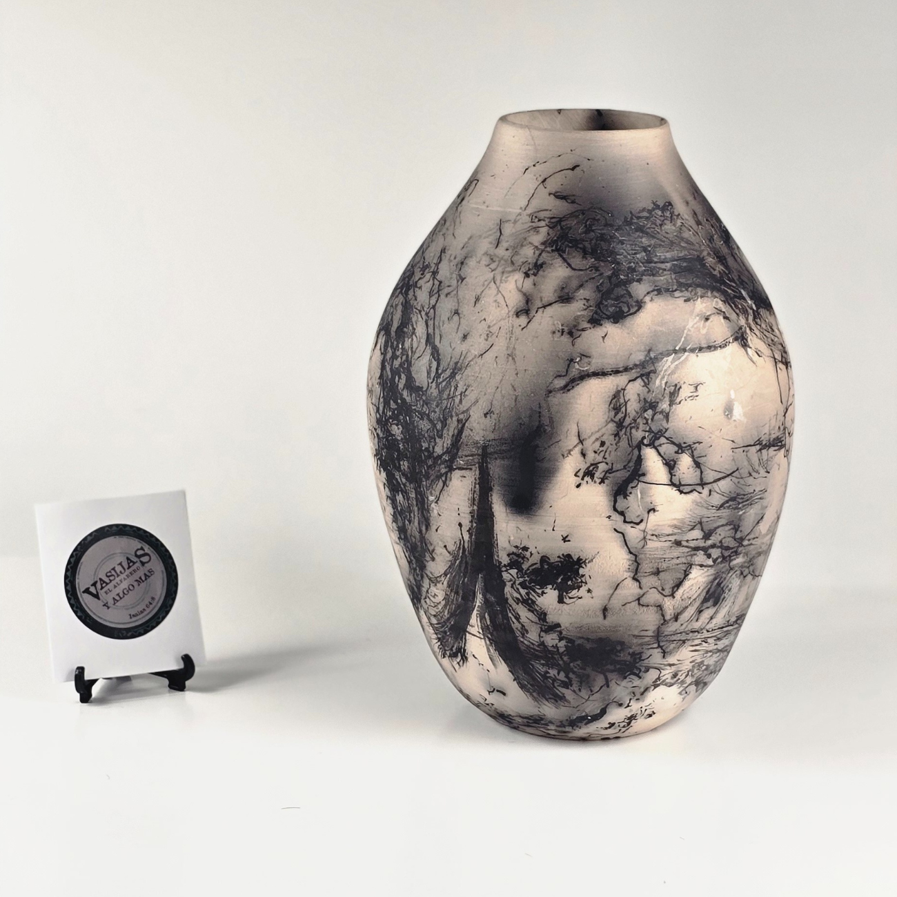 ONE OF ONE – NAKED RAKU VESSELS (Colección Fuego y Barro)