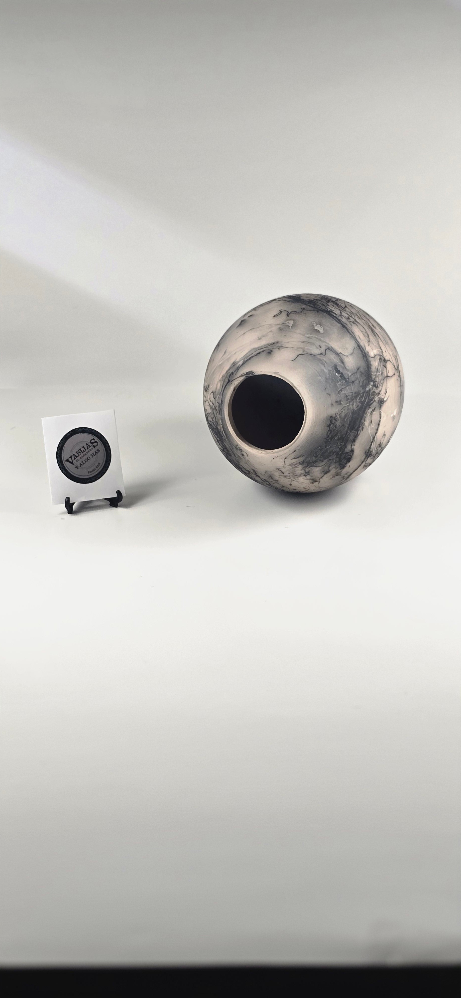 Vasija Alta de Barro “Naked Raku”