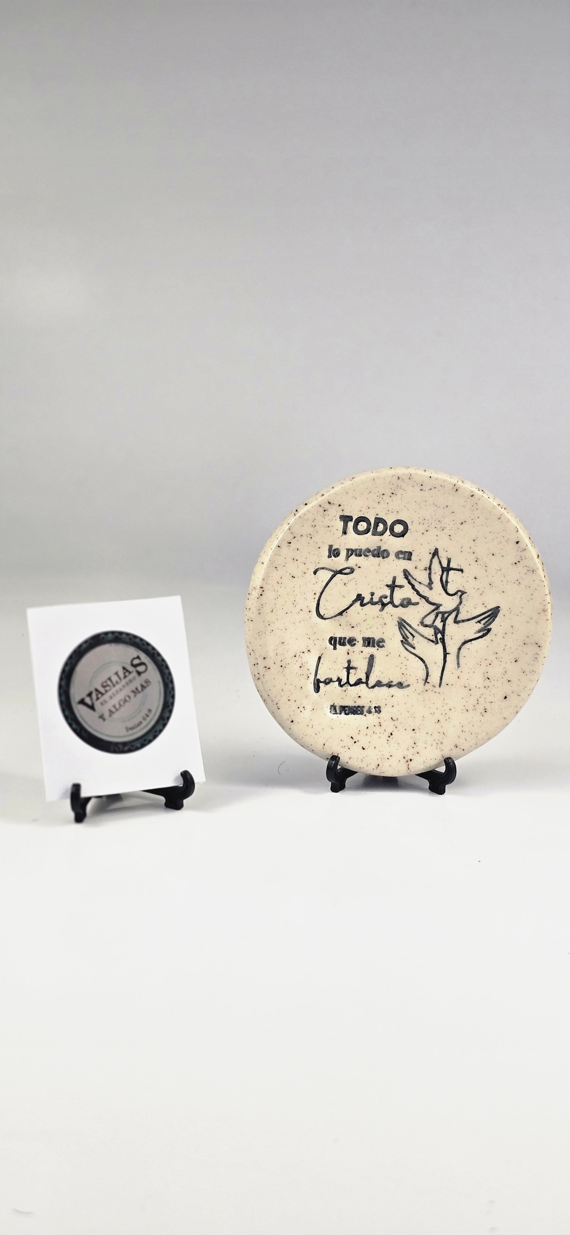 Plato de Barro Artesanal “Todo lo puedo en Cristo / Filipenses 4:13”