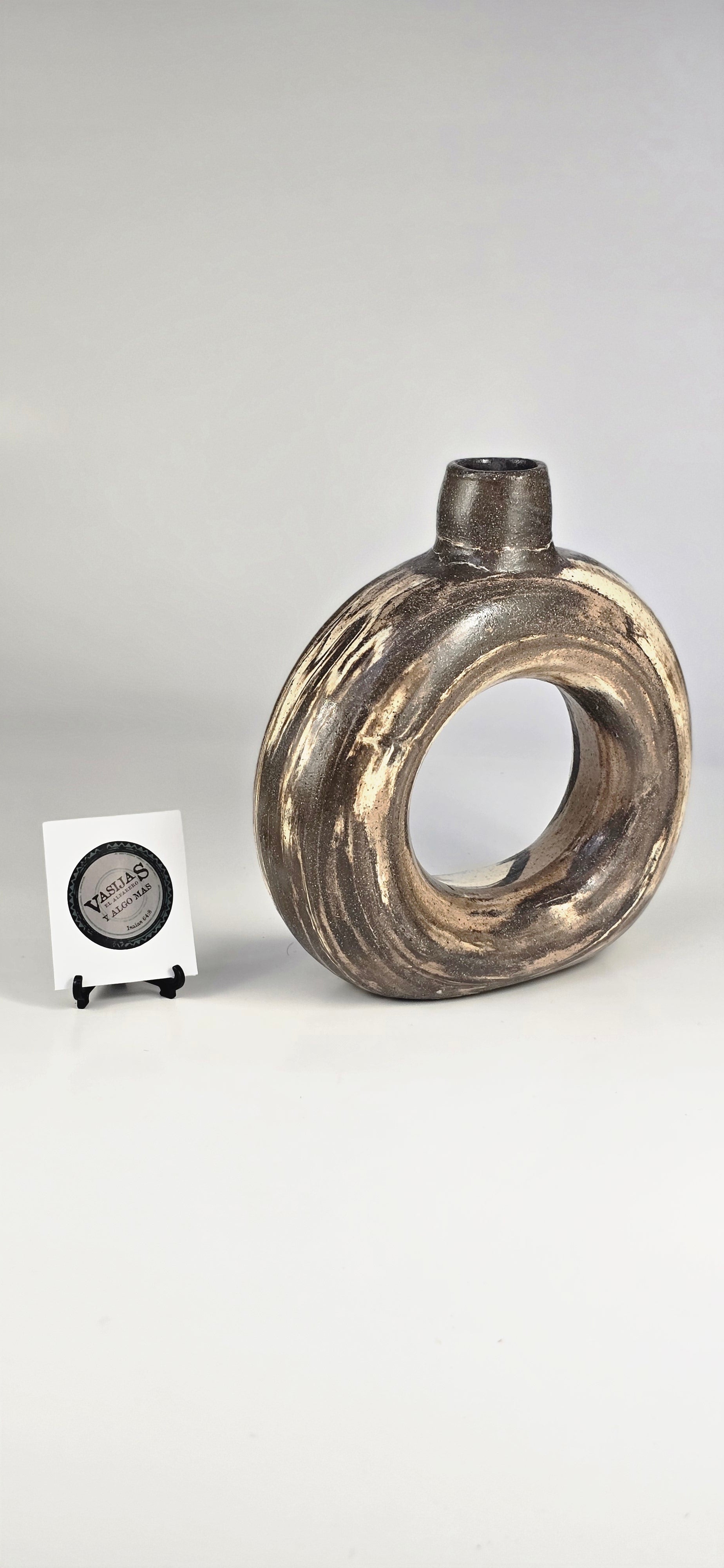 “Donnut Vase” Marmoleada