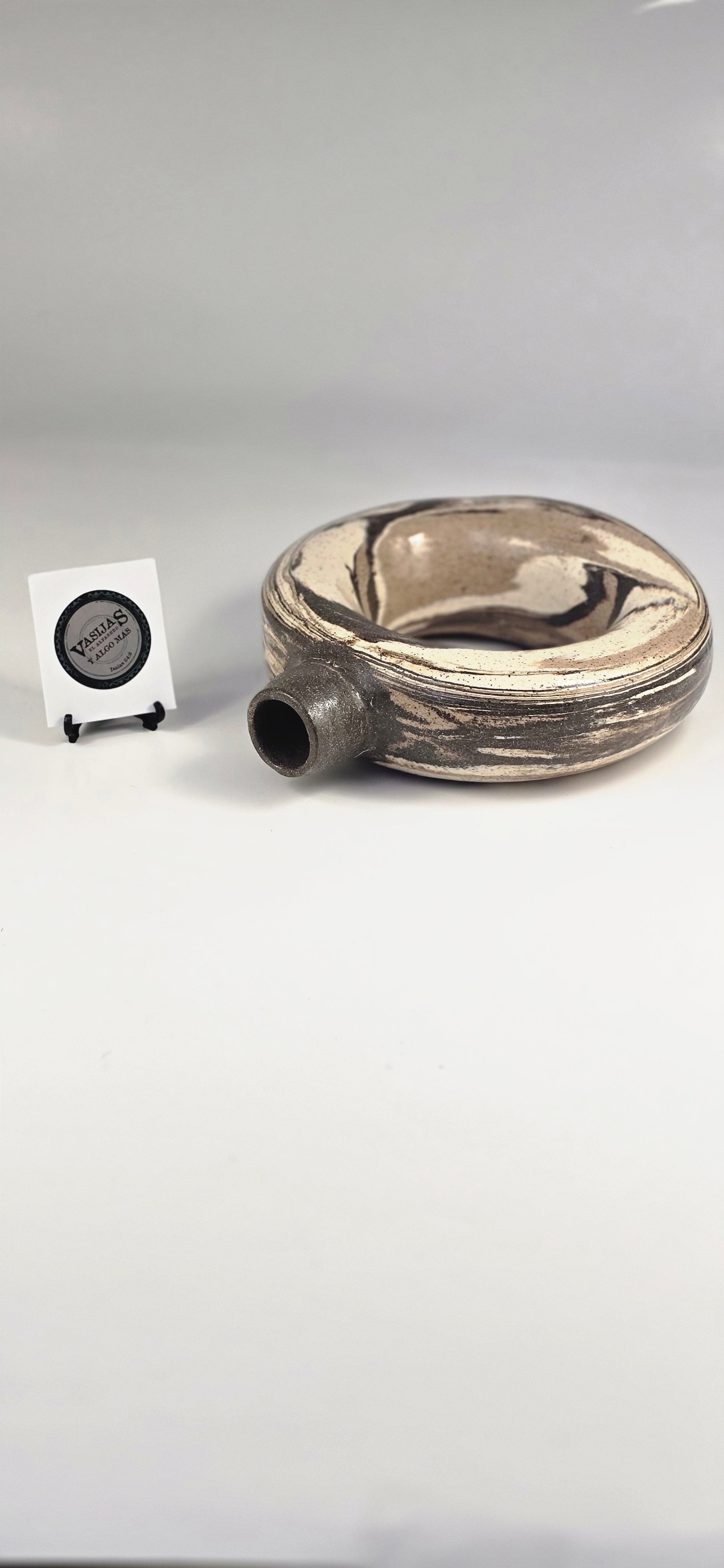 “Donnut Vase” Marmoleada